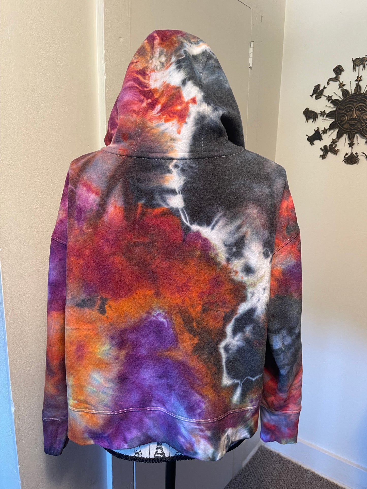 Women’s Large Calvin Klein Hoodie