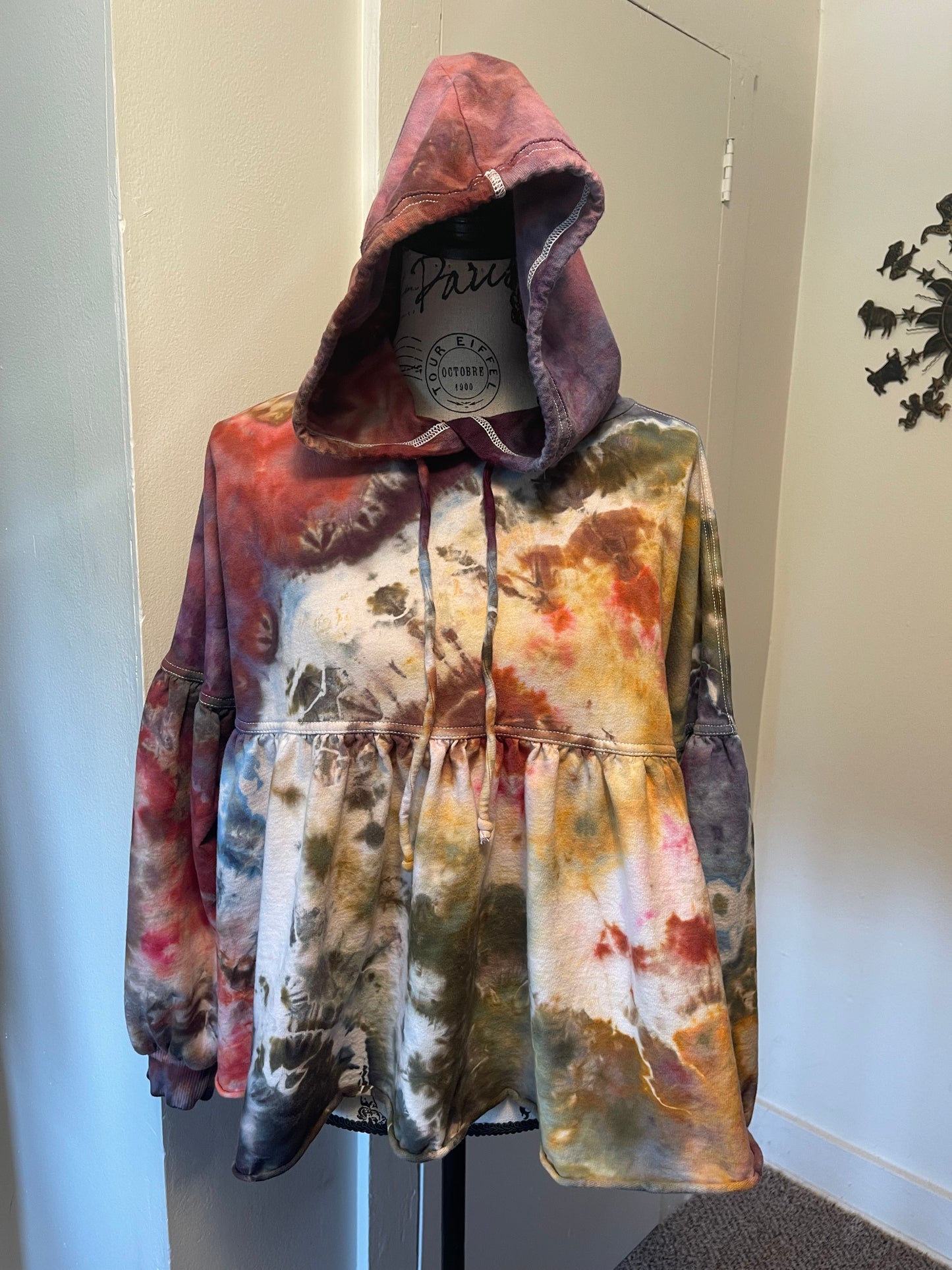 Medium Hooded Earthy Sweatshirt