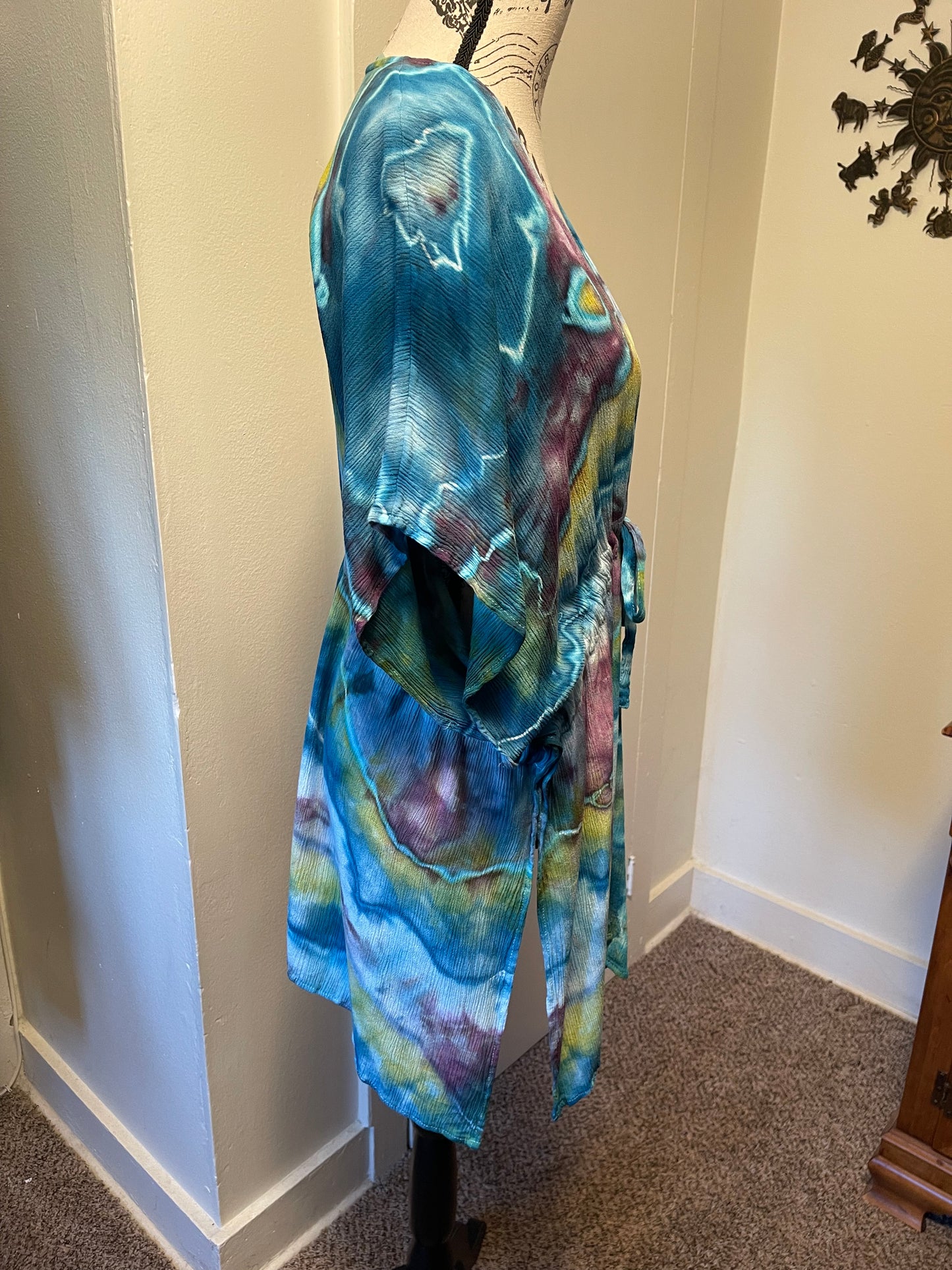 Sm/Md Ruched Tie Front Ruana