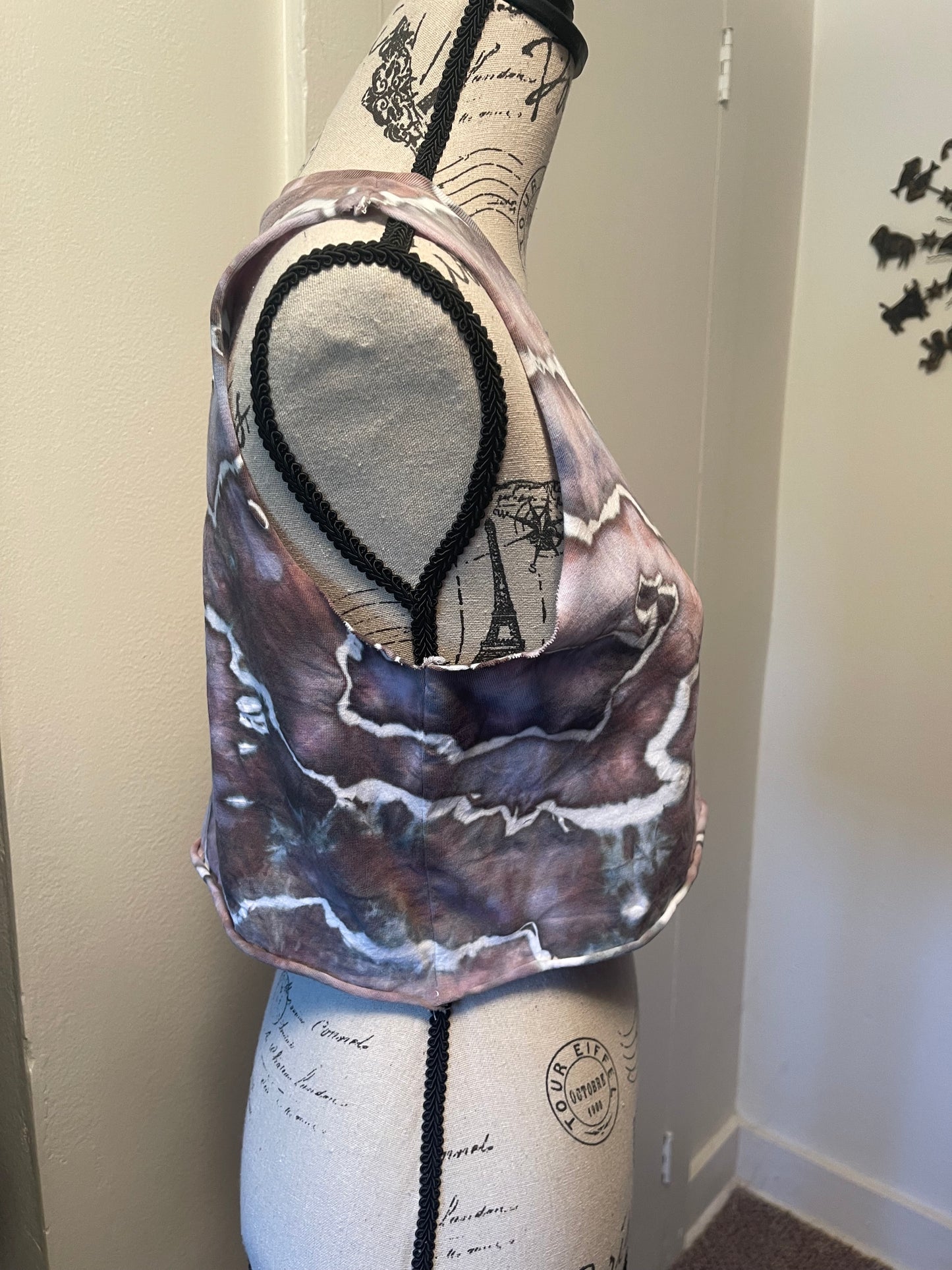 Small Cropped Athletic Tank Top