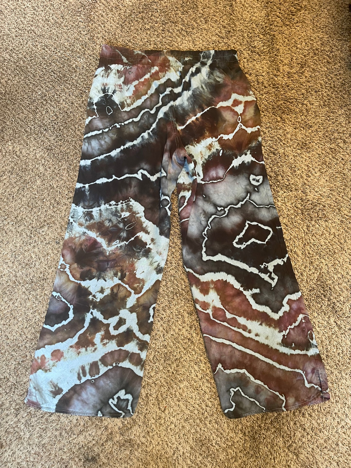 Large Casual Calvin Klein Pants!