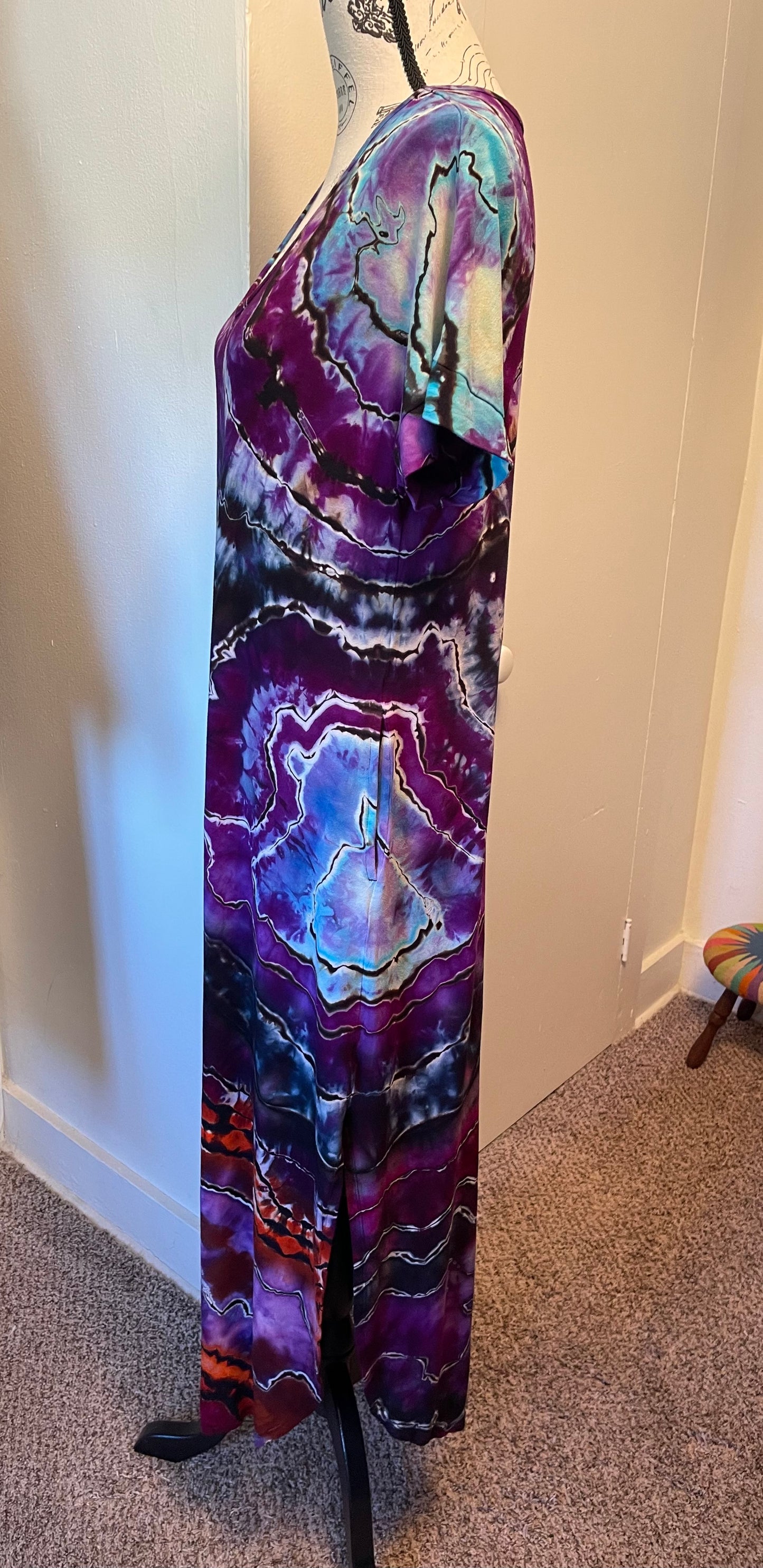 Large Reversed Dress 12-14