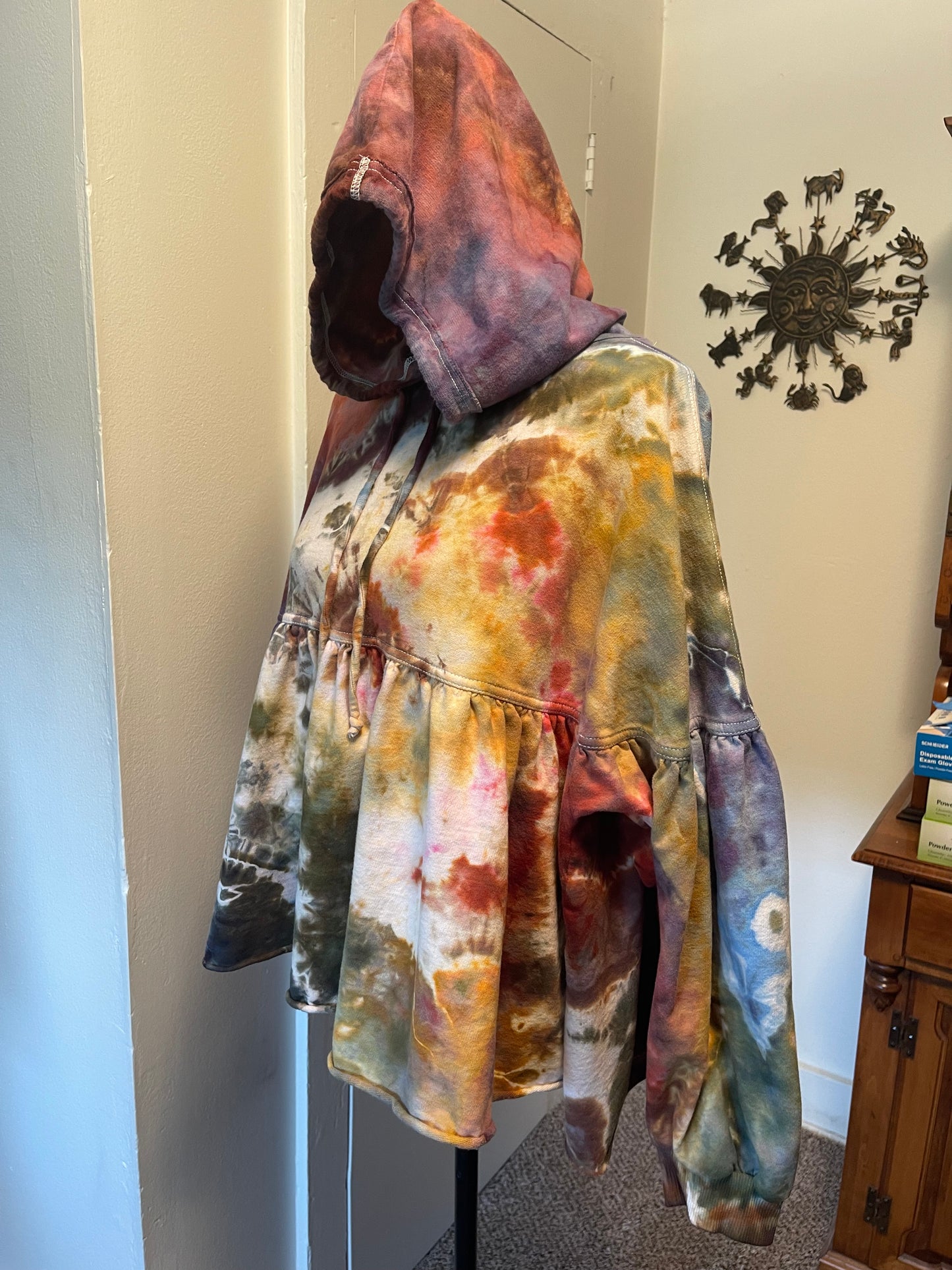 Medium Hooded Earthy Sweatshirt