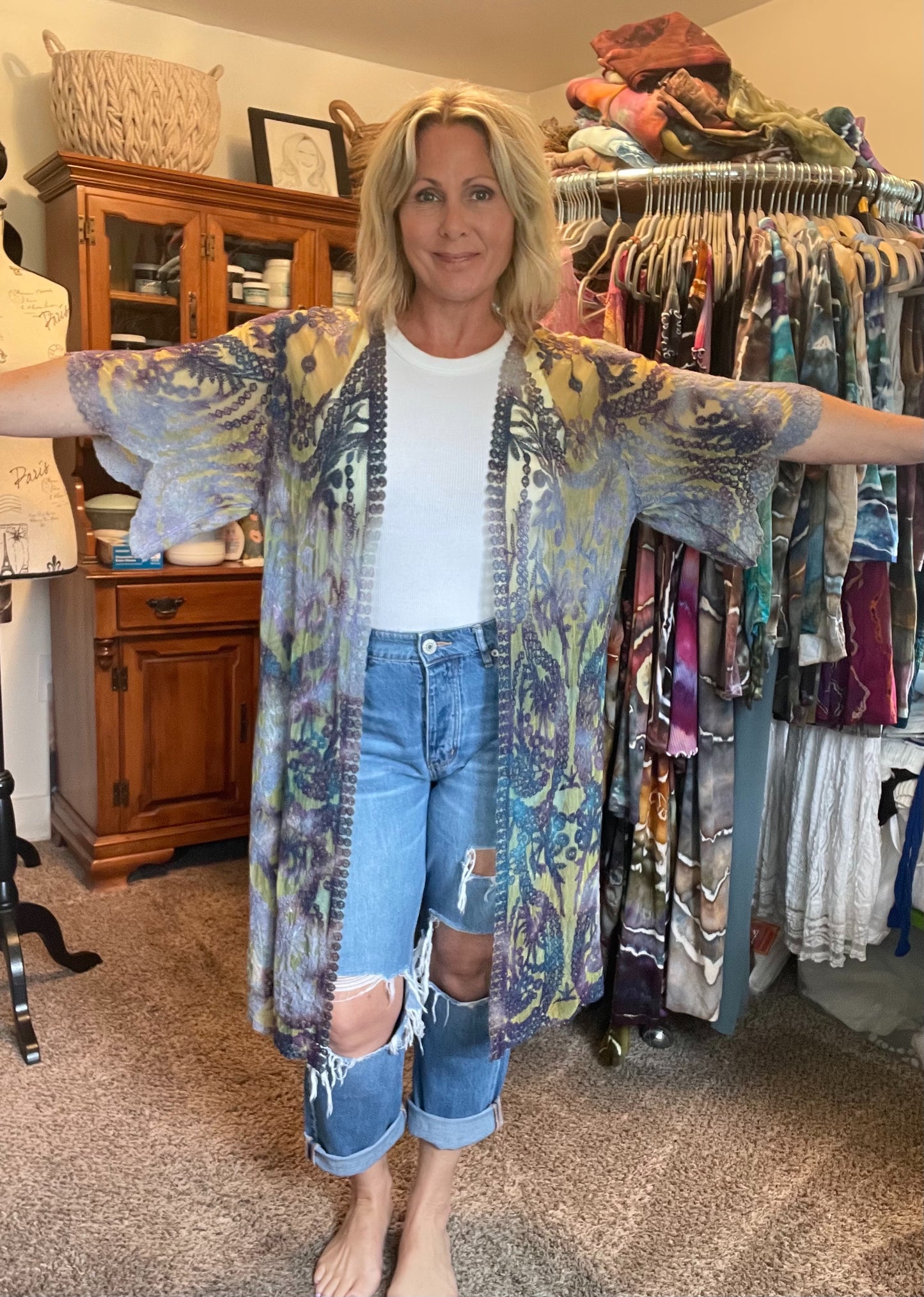 Small/Medium Lace Kimono