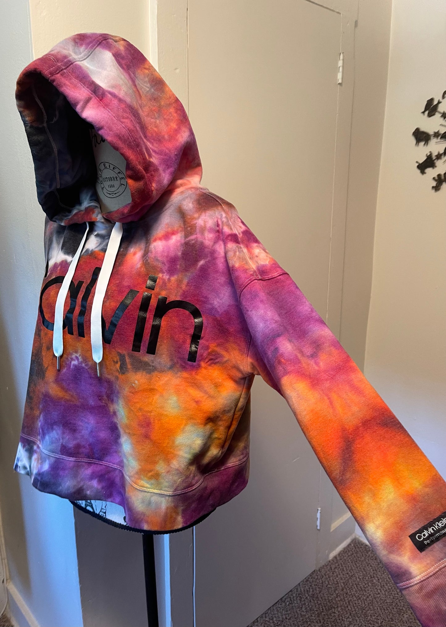 Women’s Large Calvin Klein Hoodie