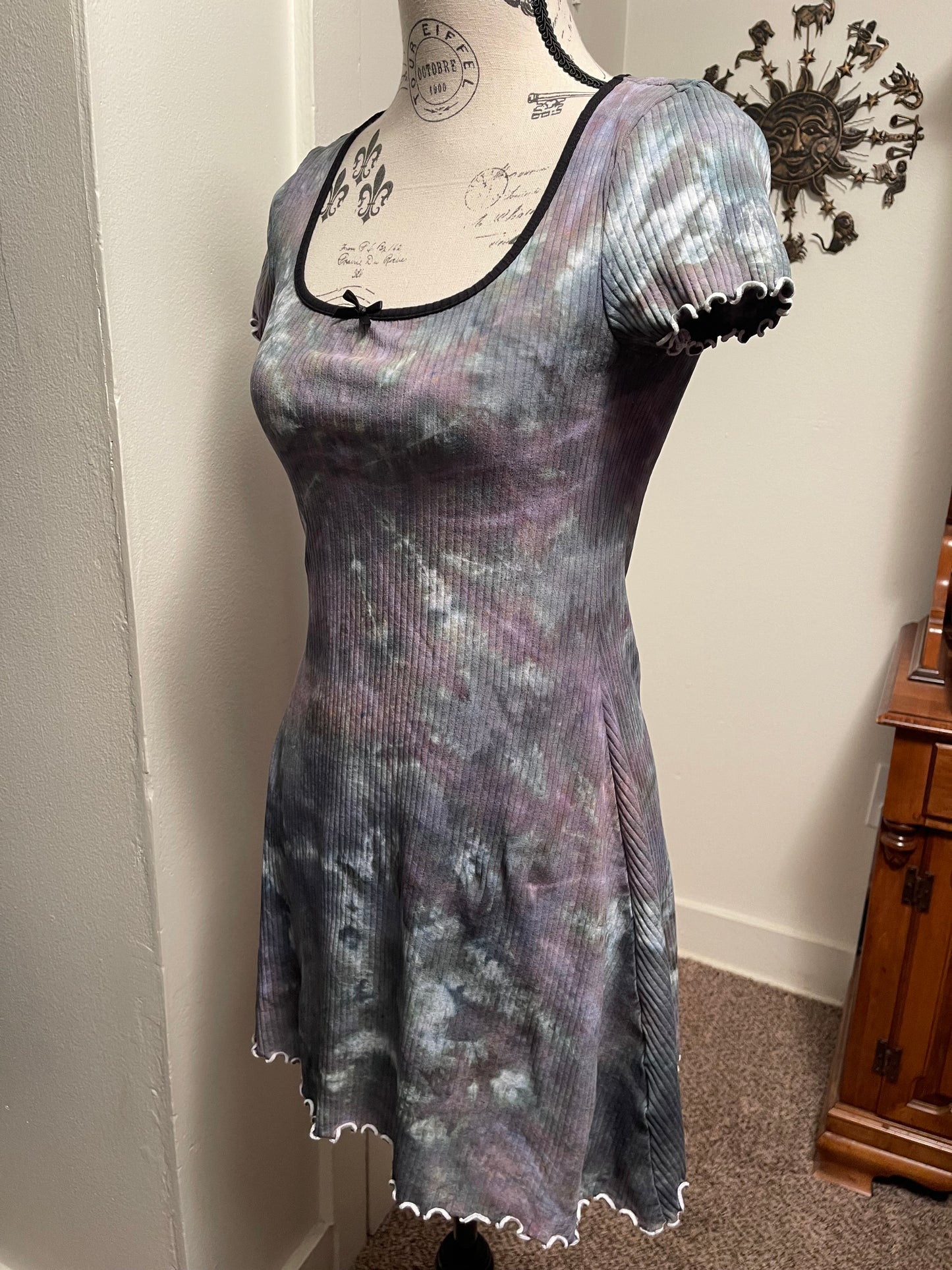 Small 90’s Babydoll Dress