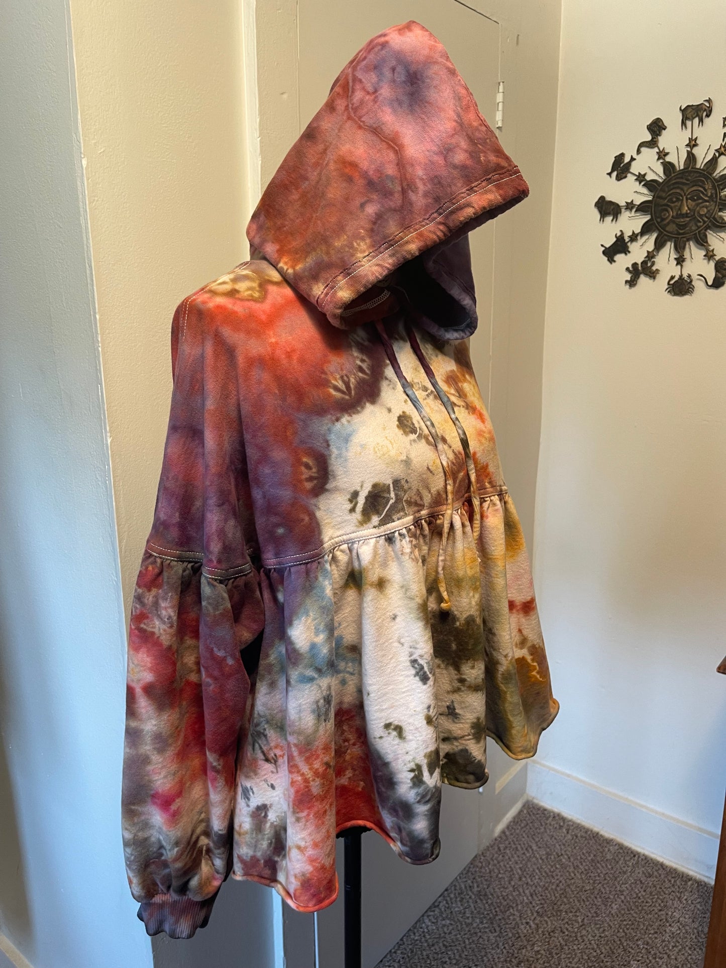 Medium Hooded Earthy Sweatshirt