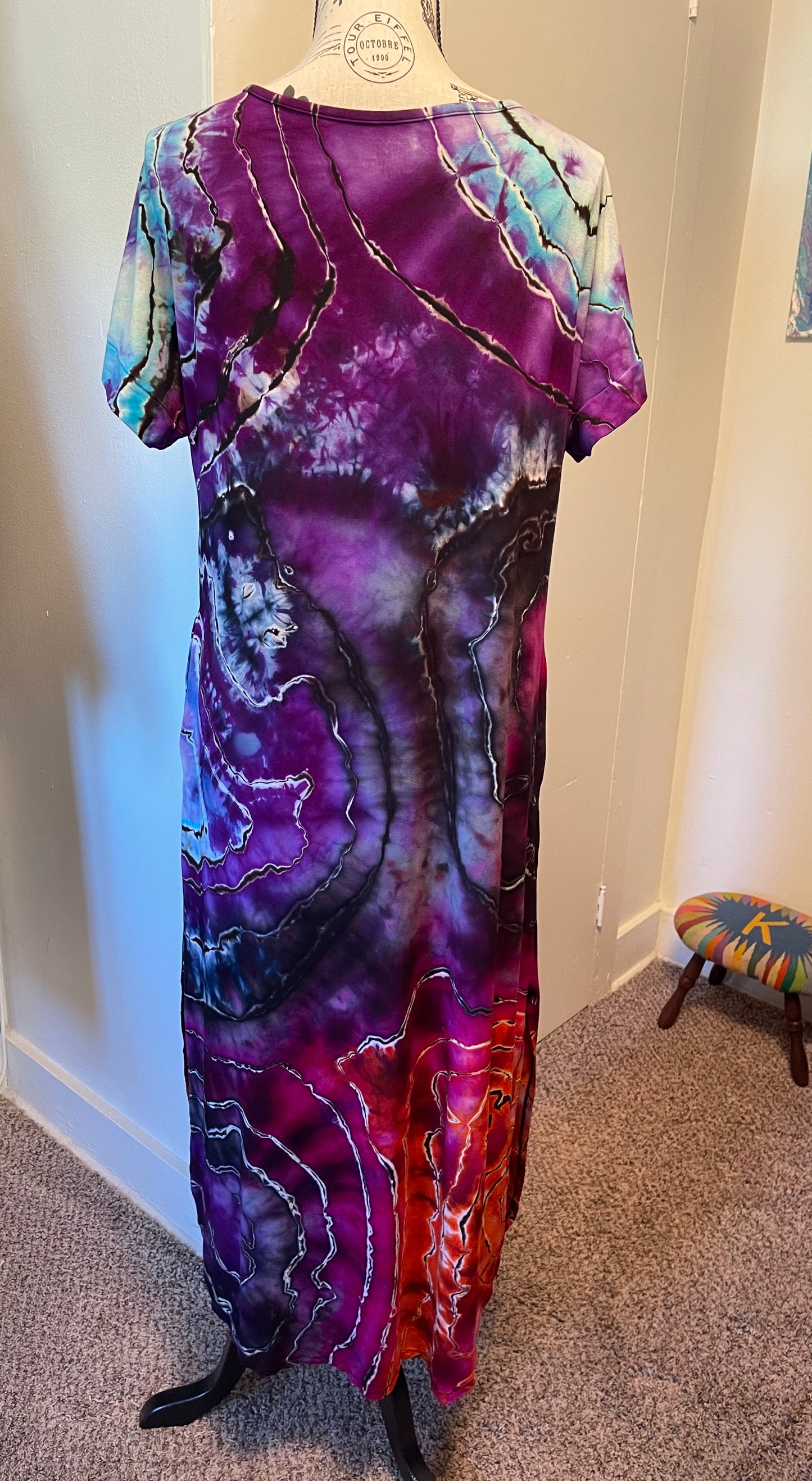 Large Reversed Dress 12-14