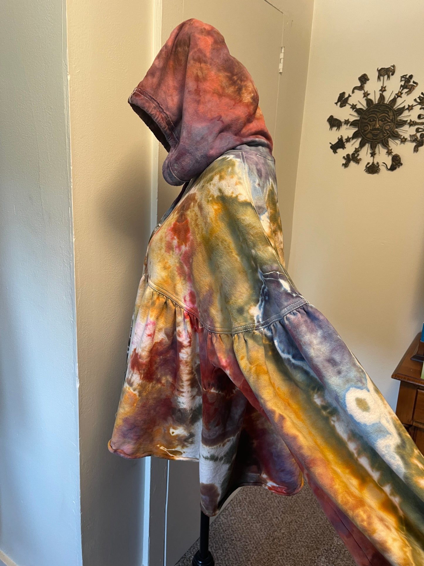 Medium Hooded Earthy Sweatshirt